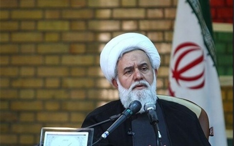 استاد گلشنی جزو پرچمداران علم دینی است